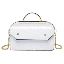 Load image into Gallery viewer, BAGS-2-SLAY - FAUX CROCODILE PURSE: GREEN