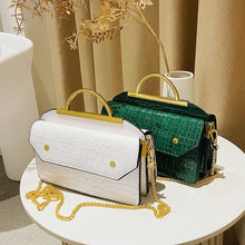 Load image into Gallery viewer, BAGS-2-SLAY - FAUX CROCODILE PURSE: GREEN