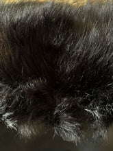 Load image into Gallery viewer, O bag Classic Faux Fur Volpe Black