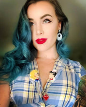 Load image into Gallery viewer, Lipstick &amp; Chrome - Belle &amp; Beau Kiss Rockabilly Brooch
