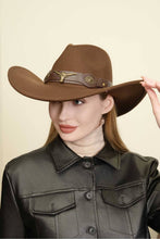 Load image into Gallery viewer, anbfashion - METAL BULL ACCENT FEDORA COWBOY HAT H3359: Beige
