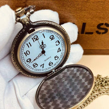 Load image into Gallery viewer, WoodWristCo - Vintage Old Eagle Display Quartz Pocket Watch
