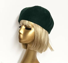 Load image into Gallery viewer, Bella Starr - Forest Green Wool Beret Hat : Forest Green
