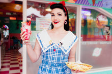 Load image into Gallery viewer, Lipstick &amp; Chrome - Belle &amp; Beau Kiss Rockabilly Brooch
