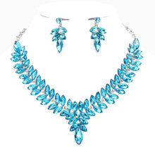 Load image into Gallery viewer, Diacly - Floral Leaves Crystal Casting Necklace set.: Silver-Fuchsia
