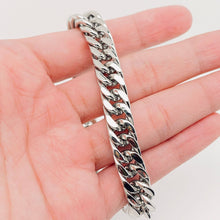 Load image into Gallery viewer, Mio Queena - High Quality Stainless Steel Cuban Chain - MJ/BC: 8MM thick 18CM long
