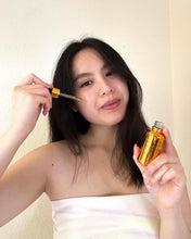Load image into Gallery viewer, EpiLynx - Brightening Vitamin C Serum - Skin Damage Repair
