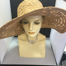 Load image into Gallery viewer, Oversized Natural Straw Hat
