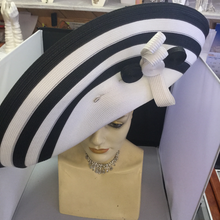 Load image into Gallery viewer, Black &amp; White Oversized Straw Hat
